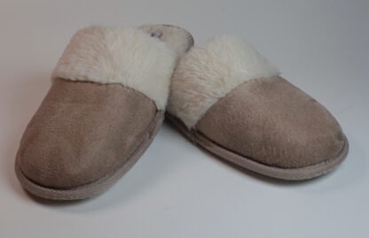 Tan Chinese Laundry Slippers Size Small