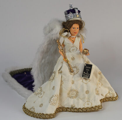 Peggy Nisbet Queen Elizabeth Costume Doll