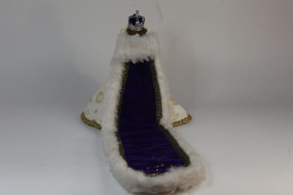 Peggy Nisbet Queen Elizabeth Costume Doll - Image 7